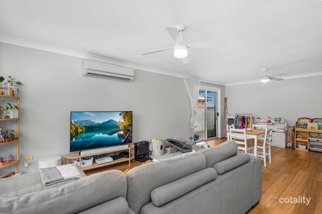Property photo of 1/32 Denton Park Drive Rutherford NSW 2320