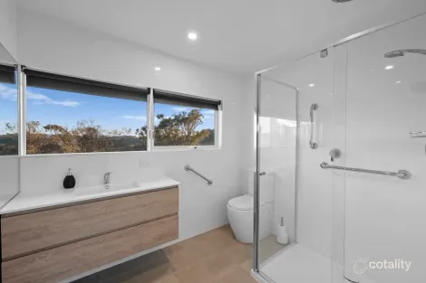 Property photo of 160 Kiernans Road Bonnie Doon VIC 3720