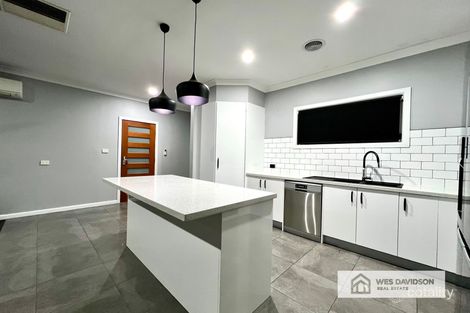 Property photo of 2 Young Street Horsham VIC 3400