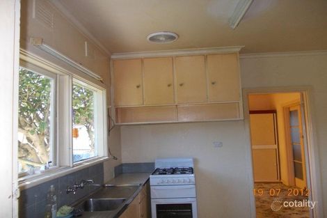 Property photo of 9 Red Hill Road Springvale VIC 3171