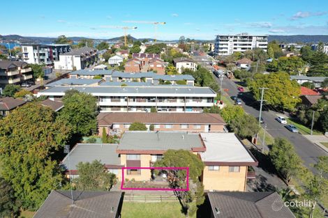 2/203 Albany St, Point Frederick, NSW 2250