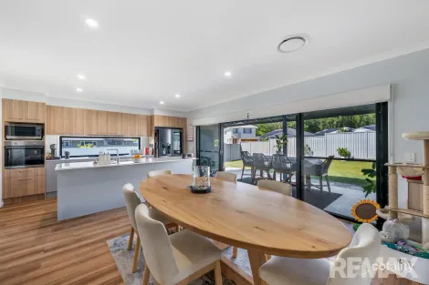 Property photo of 11 Creekline Place Mooloolah Valley QLD 4553