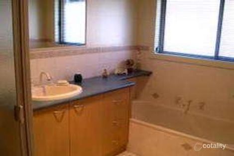 Property photo of 4 Penzance Avenue Golden Square VIC 3555