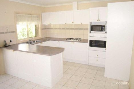Property photo of 4 Ebonys Place Kennington VIC 3550