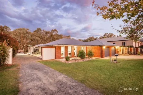Property photo of 8 Chervil Place Baranduda VIC 3691