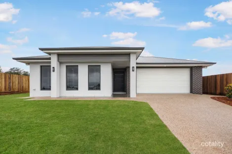 21 Catherine Cct, Middle Ridge, QLD 4350