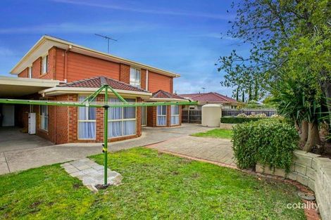 Property photo of 12 Tarquin Place Hillside VIC 3037