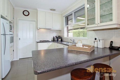 Property photo of 2/77 Springvale Road Nunawading VIC 3131