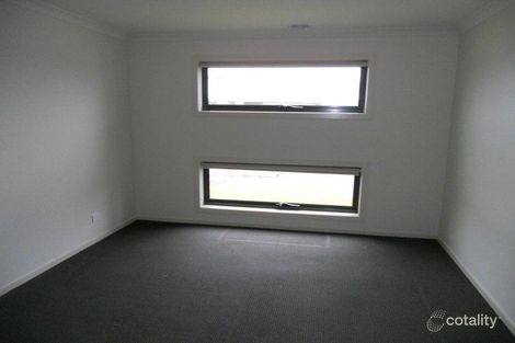 Property photo of 6 Weathers Place Wodonga VIC 3690