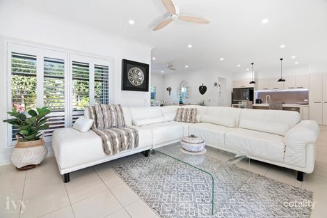 Property photo of 12 Cova Boulevard Hope Island QLD 4212