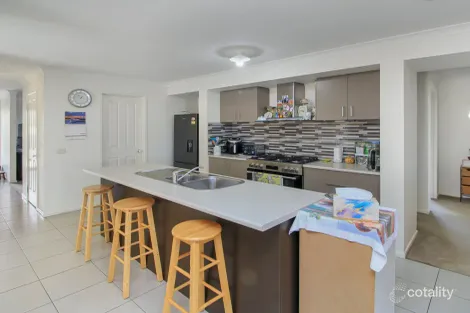 Property photo of 22 Phoebes Way Eastwood VIC 3875
