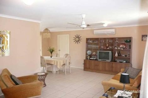 Property photo of 9 Issell Place Highland Park QLD 4211