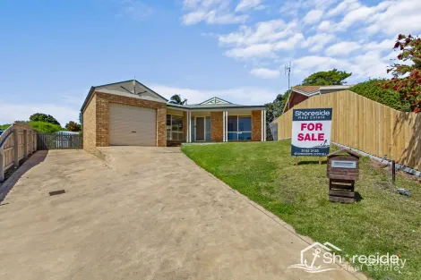 13 Margaret Ct, Kalimna, VIC 3909