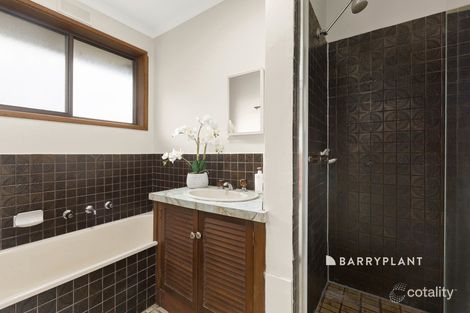 Property photo of 5/6 Ann Crescent Pakenham VIC 3810