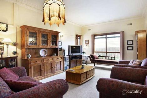 Property photo of 17 Broomfield Road Hawthorn East VIC 3123