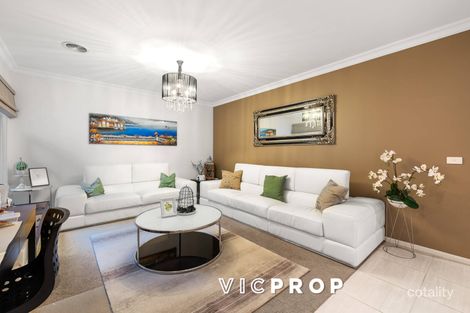 Property photo of 12 Geraldton Road Point Cook VIC 3030