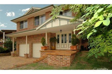 Property photo of 33 Parklands Drive Shellharbour NSW 2529