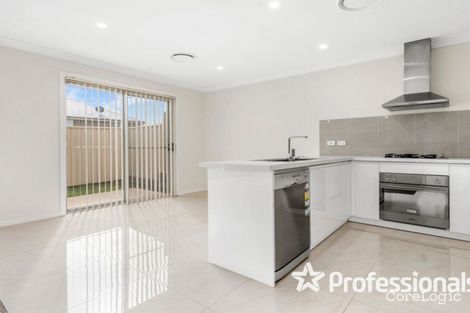 Property photo of 5/42 Wentworth Drive Kelso NSW 2795