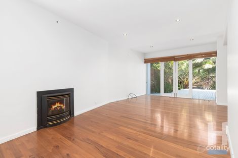 Property photo of 4/5-9 Canterbury Street Mornington VIC 3931