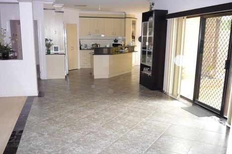 Property photo of 12 Albert Place Hoppers Crossing VIC 3029