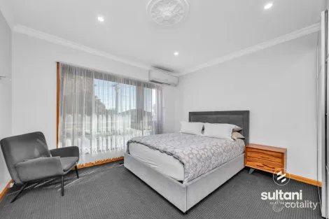 Property photo of 27 Raymond Street Dandenong VIC 3175