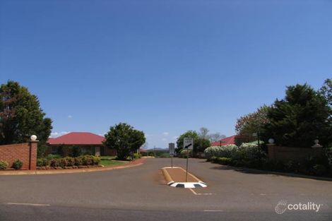 109 Highfields Rd, Highfields, QLD 4352