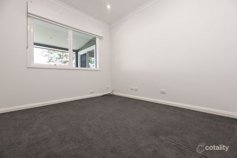 Property photo of 1/2 Wavell Avenue Kilsyth VIC 3137