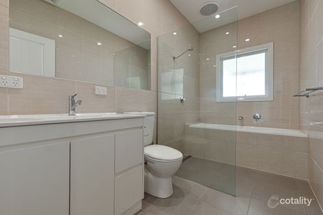 Property photo of 1/2 Wavell Avenue Kilsyth VIC 3137