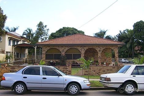 5 Bayswater Tce, Hyde Park, QLD 4812