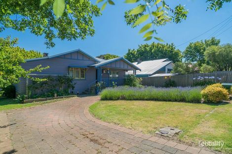 4 St Cuthberts Ave, Armidale, NSW 2350