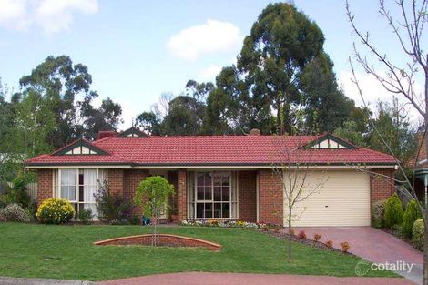 38 Blue Ridge Dr, Mooroolbark, VIC 3138