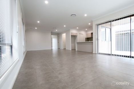 5 Clubmoss St, Denham Court, NSW 2565