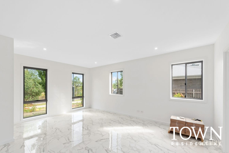 Property photo of 3 Rockley Parade Googong NSW 2620