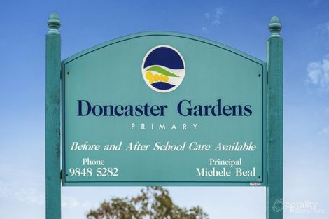 Property photo of 35 Roderick Street Doncaster East VIC 3109
