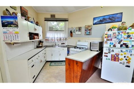 Property photo of 145 Budgewoi Road Budgewoi NSW 2262