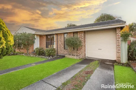 30 Polock Cres, Albion Park, NSW 2527