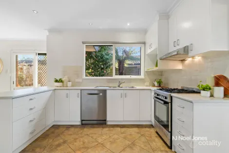 Property photo of 34 Davison Street Mitcham VIC 3132