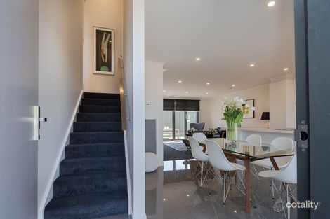 Property photo of 404 Clarendon Street Soldiers Hill VIC 3350