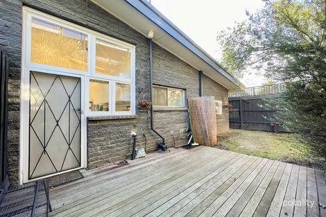 Property photo of 2/5 Carson Crescent Hawthorn VIC 3122