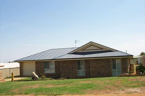 15 Liquidambar St, Glenvale, QLD 4350