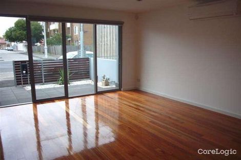 Property photo of 108 Ross Street Port Melbourne VIC 3207