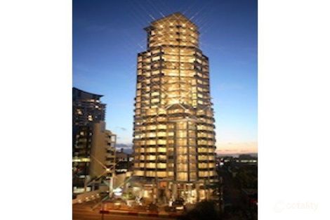 70 Marine Pde, Southport, QLD 4215