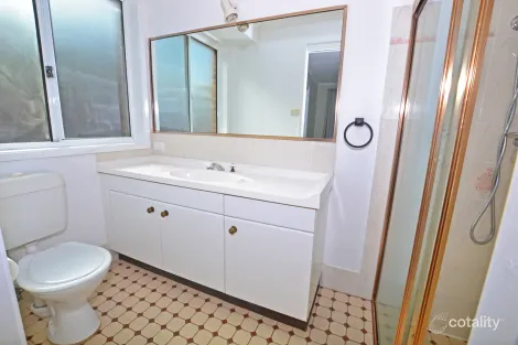 Property photo of 15 Shackleton Street Robertson NSW 2577