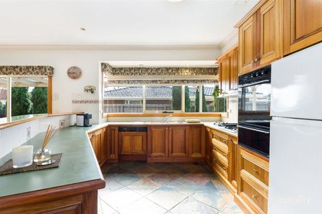Property photo of 27 Ozone Crescent Bell Park VIC 3215