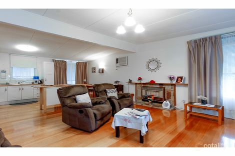 Property photo of 77 Topping Street Sale VIC 3850