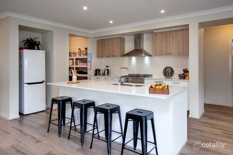 Property photo of 23 Kirby Drive Killara VIC 3691