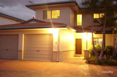 2/30-32 Martinez Ave, West End, QLD 4810