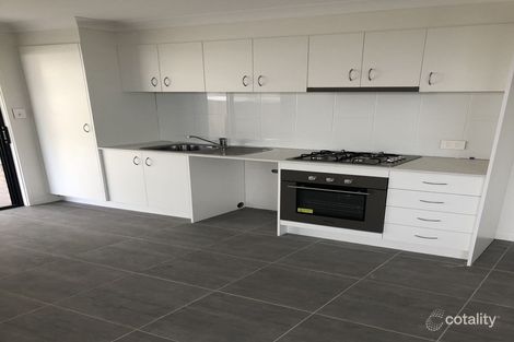 2/14 Creekstone Ave, Redbank Plains, QLD 4301