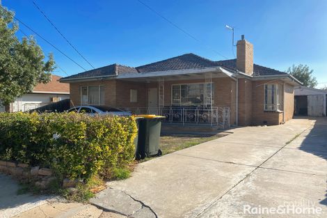 Property photo of 31 Millawa Avenue St Albans VIC 3021