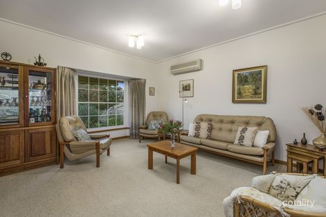 Property photo of 52 Buckingham Drive Heidelberg VIC 3084